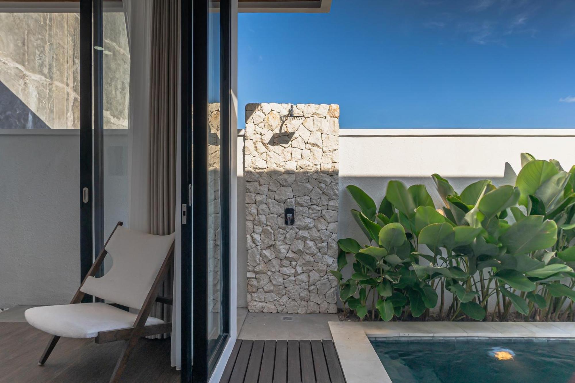 विला Nakuh Uluwatu (Bali)